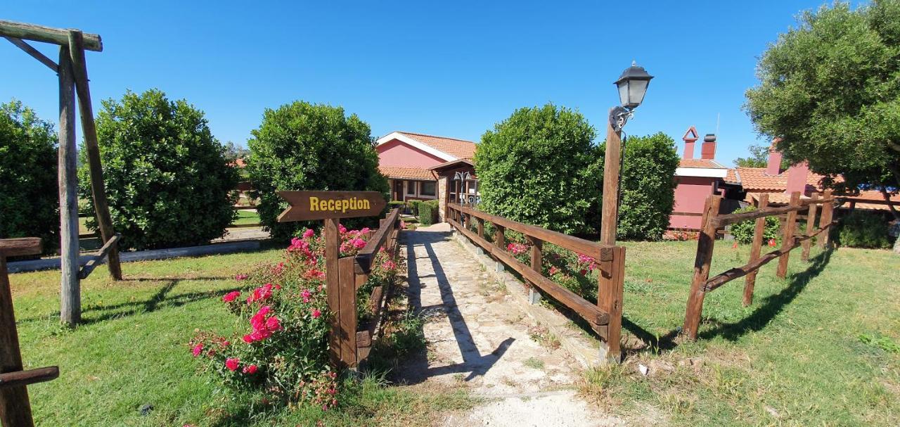 Hotel Tenuta Dell'Argento Resort Civitavecchia Exterior foto